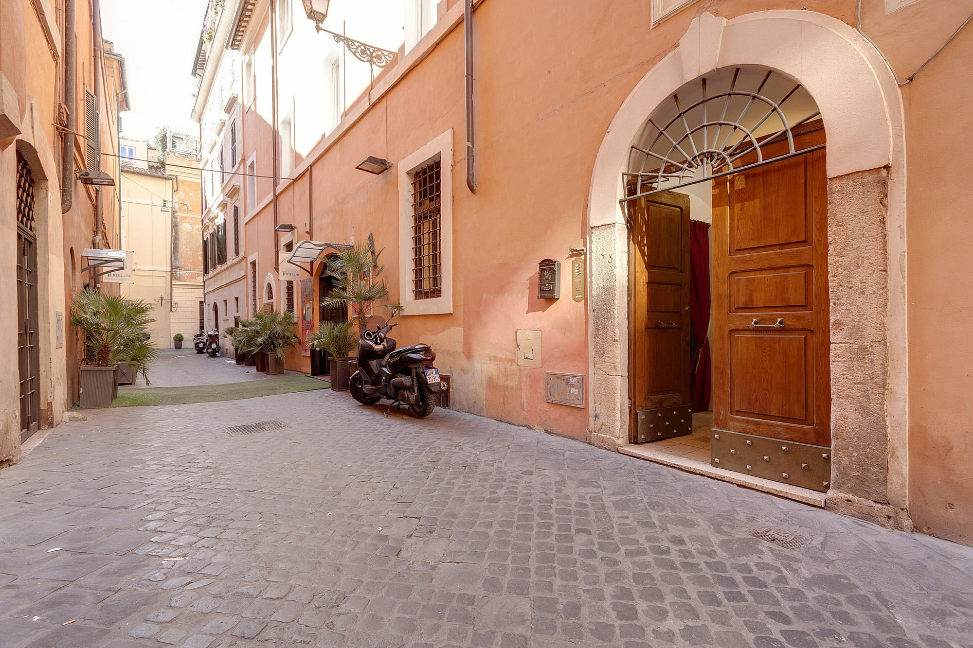 Lm Suites Spagna Rome Exterior photo